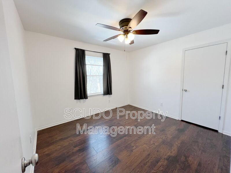 Stunning 4-Bedroom Home in Overland Park! property image