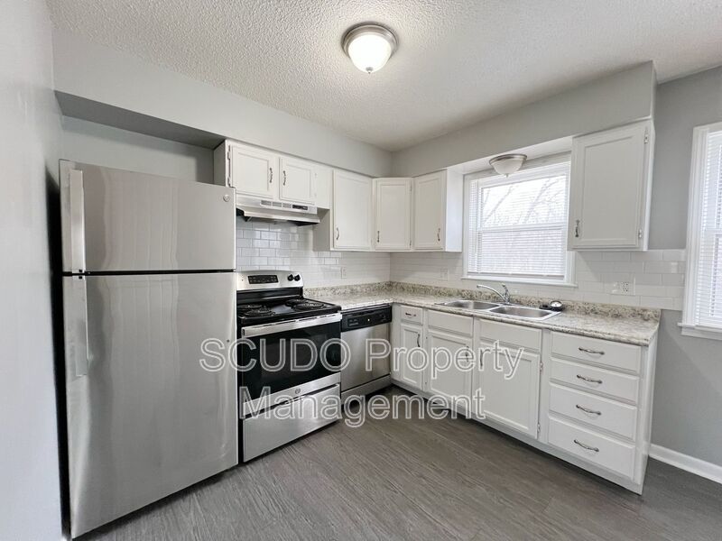 SEE IT NOW: Charming 3-Bedroom Home in Grandview! property image