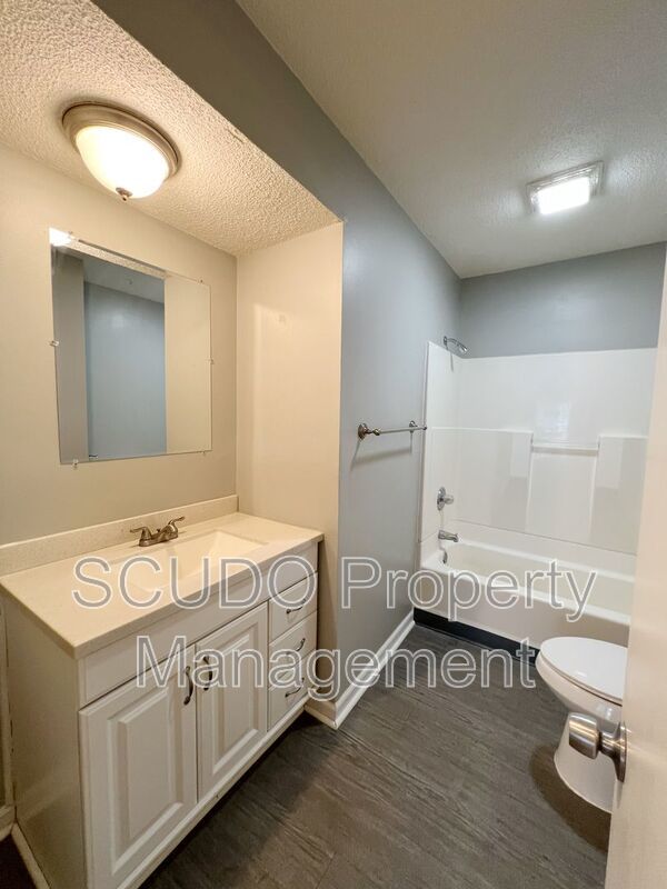 SEE IT NOW: Charming 3-Bedroom Home in Grandview! property image