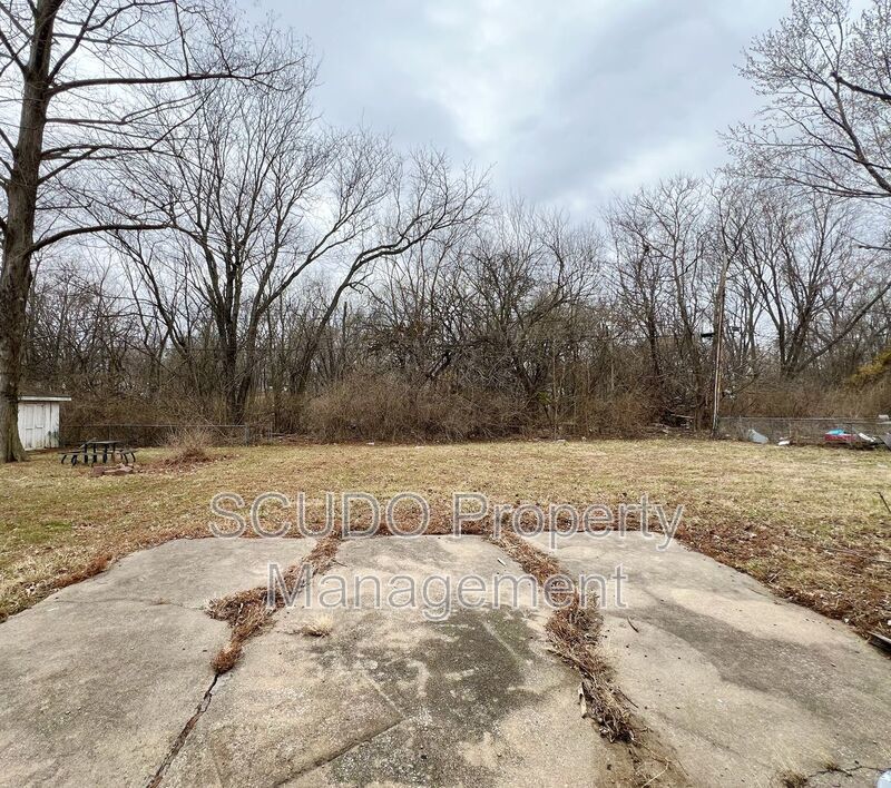 SEE IT NOW: Charming 3-Bedroom Home in Grandview! property image