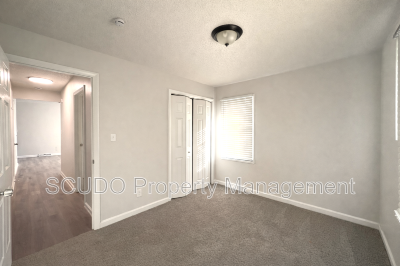 MOVE IN SPECIAL! Charming Home on a Peaceful Street in South Kansas City! property image