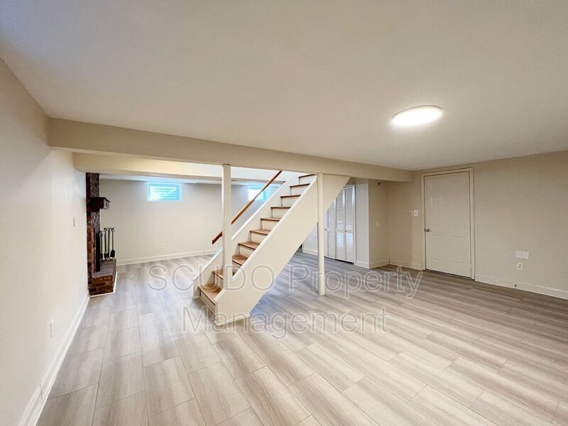 SEE IT NOW: Beautiful 3BR Home with Finished Basement, 2-Car Garage & Spacious Backyard in Lenexa! property image