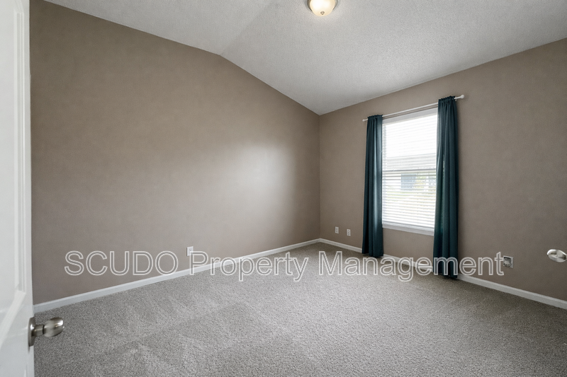 Spacious 4-Bedroom Home in South Kansas City! property image