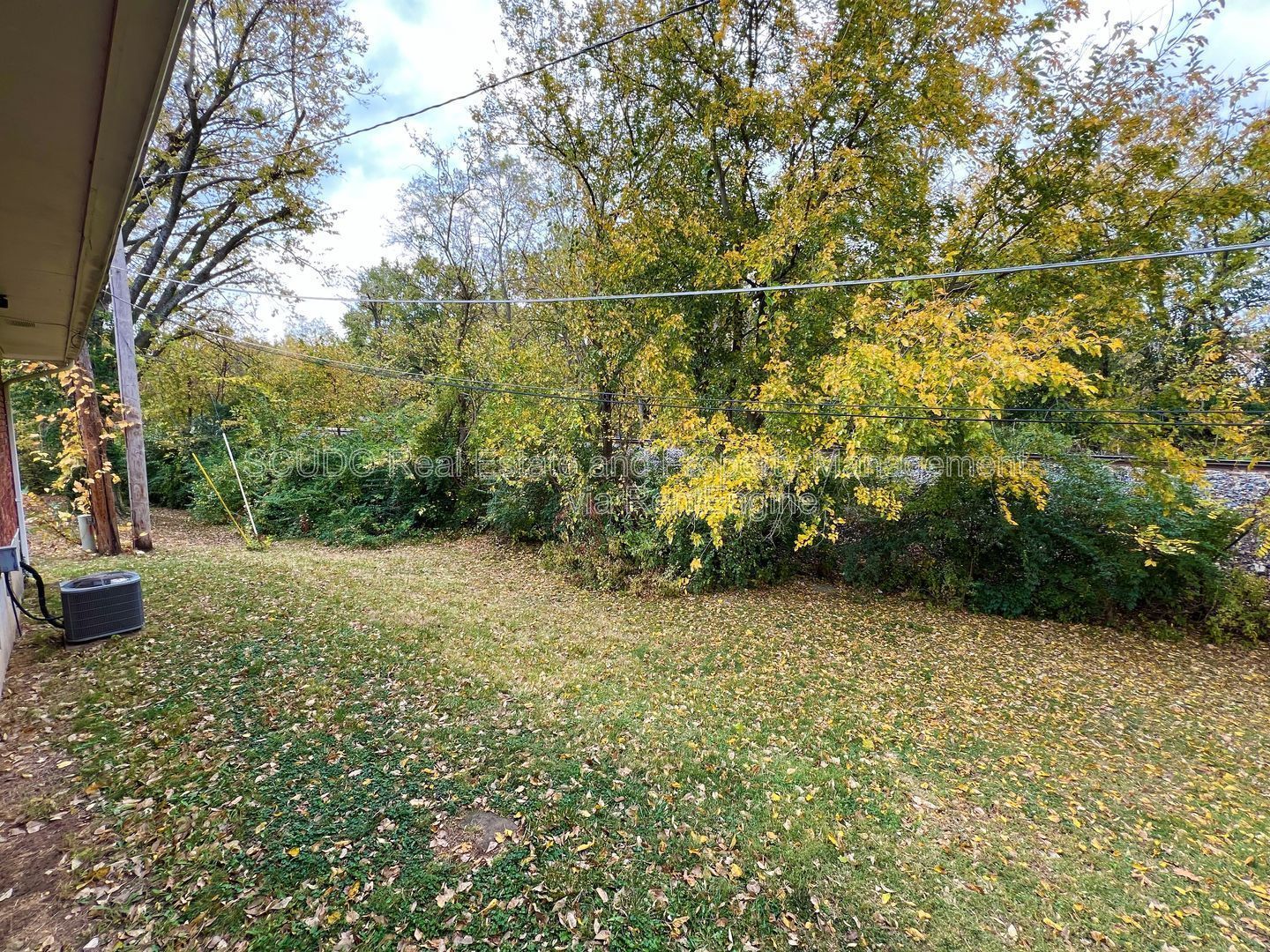 Bright & Cozy 2-Bedroom Home with Large Backyard & Attached Garage! property image