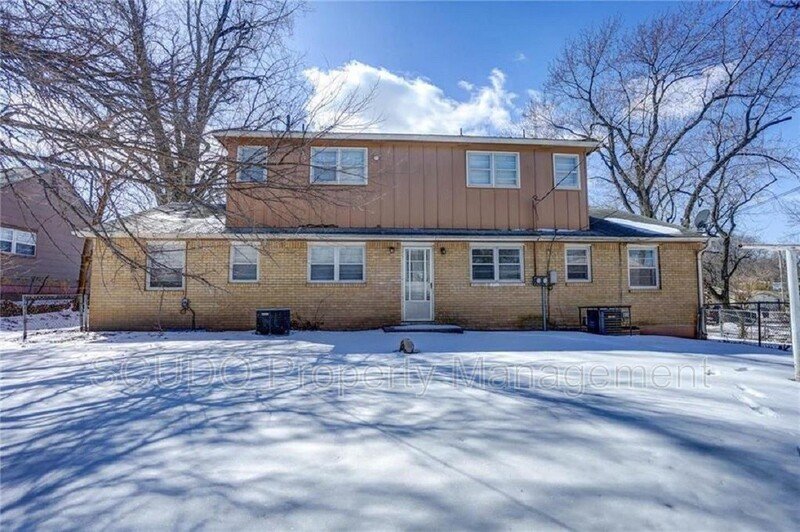 SEE IT NOW: Cozy Updated Unit in a Convenient Independence Location! property image