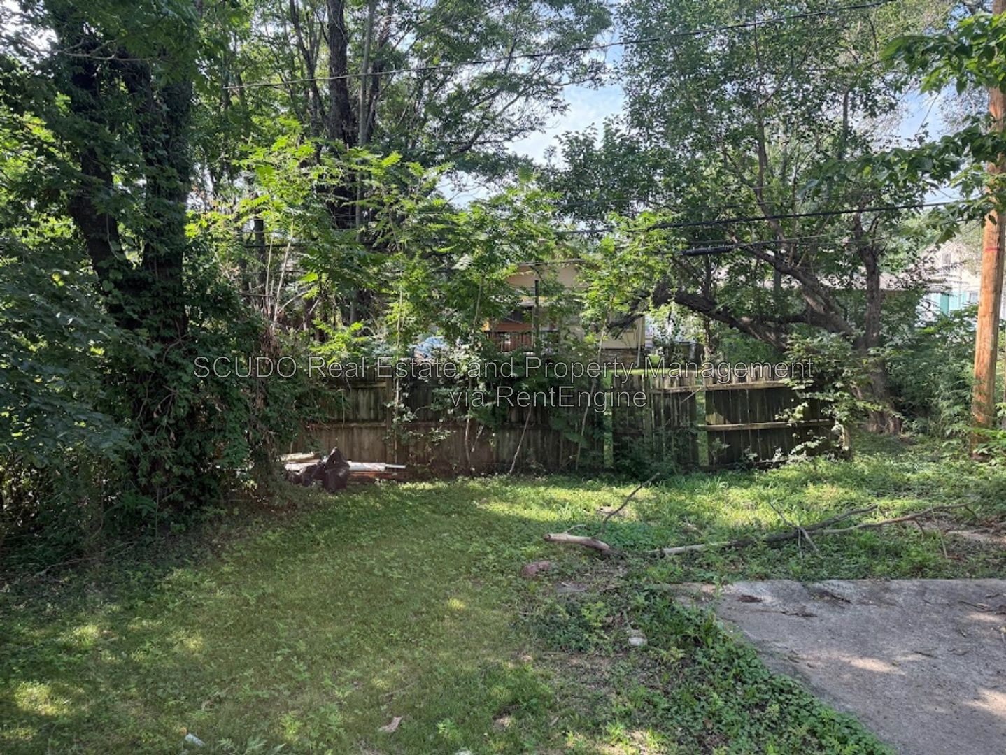 Charming 3-Bedroom Home with Beautiful Wood Floors & Bright Living Spaces property image