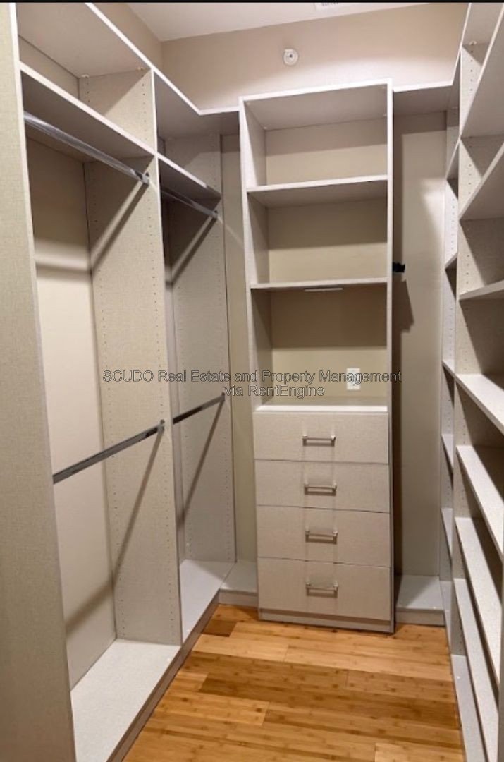 Luxury Plaza Living with a Private Terrace & Two Parking Spaces property image