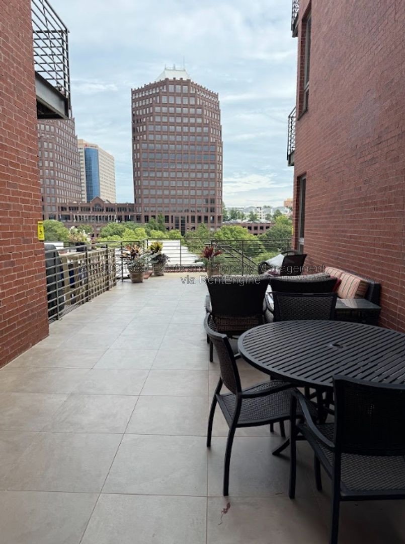 Luxury Plaza Living with a Private Terrace & Two Parking Spaces property image