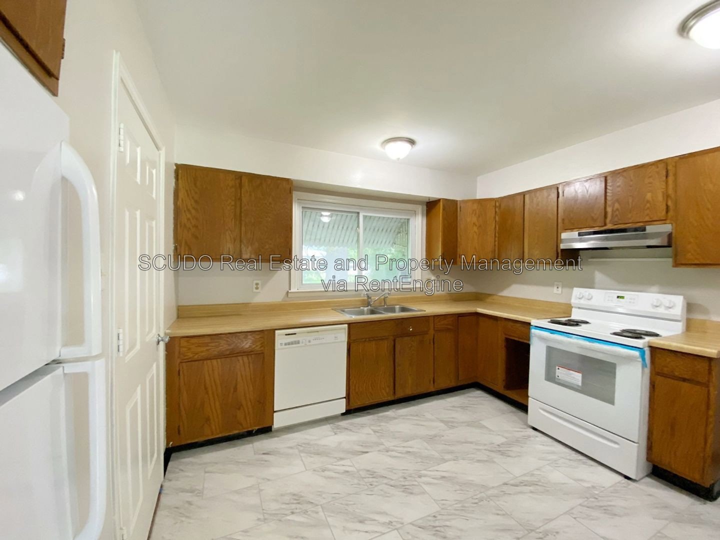 Cozy 2-Bedroom Home with Fresh Updates & Spacious Yard! property image